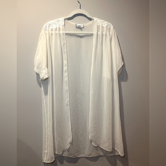 Vintage Romantic Night Sheer Nightshirt With‎ Appliqué Shoulders OSFM - Picture 1 of 5